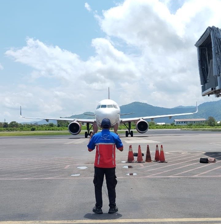 Sumber: Marshaller PT Timor Nusa Dirgantara Bandar Udara Komodo – Labuan Bajo